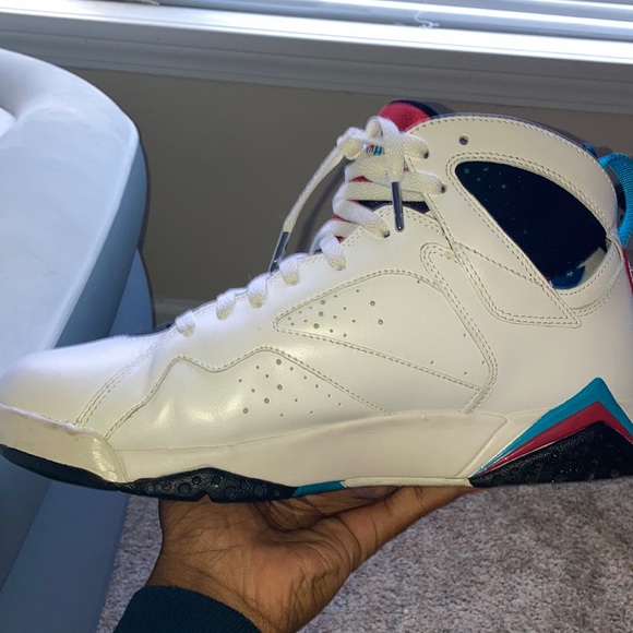 Air Jordan 7s - Picture 4 of 7